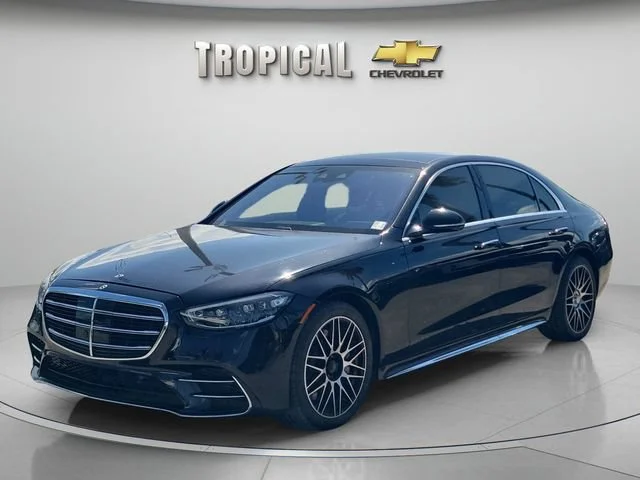 Used 2022 Black Mercedes-Benz S 580 image 1