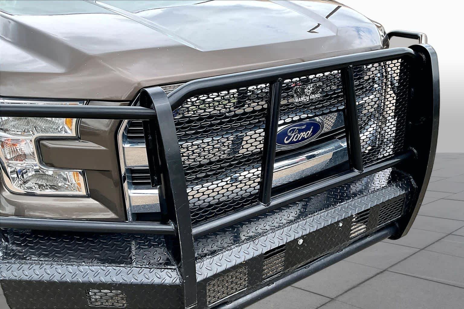 Used 2017 Caribou Metallic Ford Lariat image 29