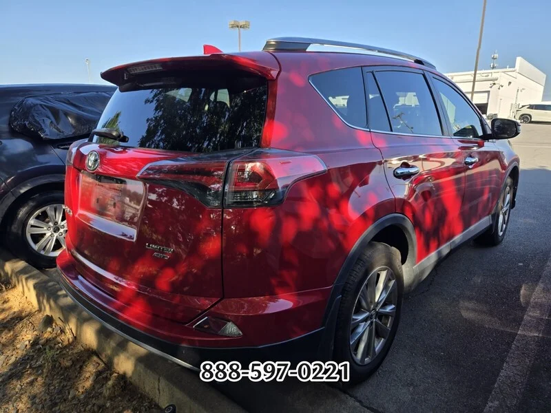Used 2017 Barcelona Red Metallic TOYOTA LIMITED image 7