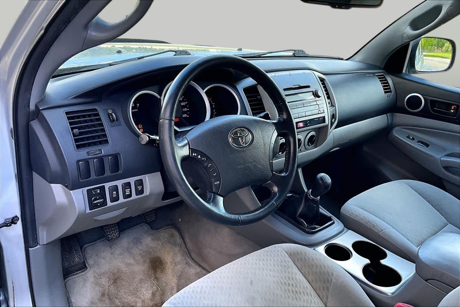 Used 2010 Silver Streak Mica Toyota  image 16