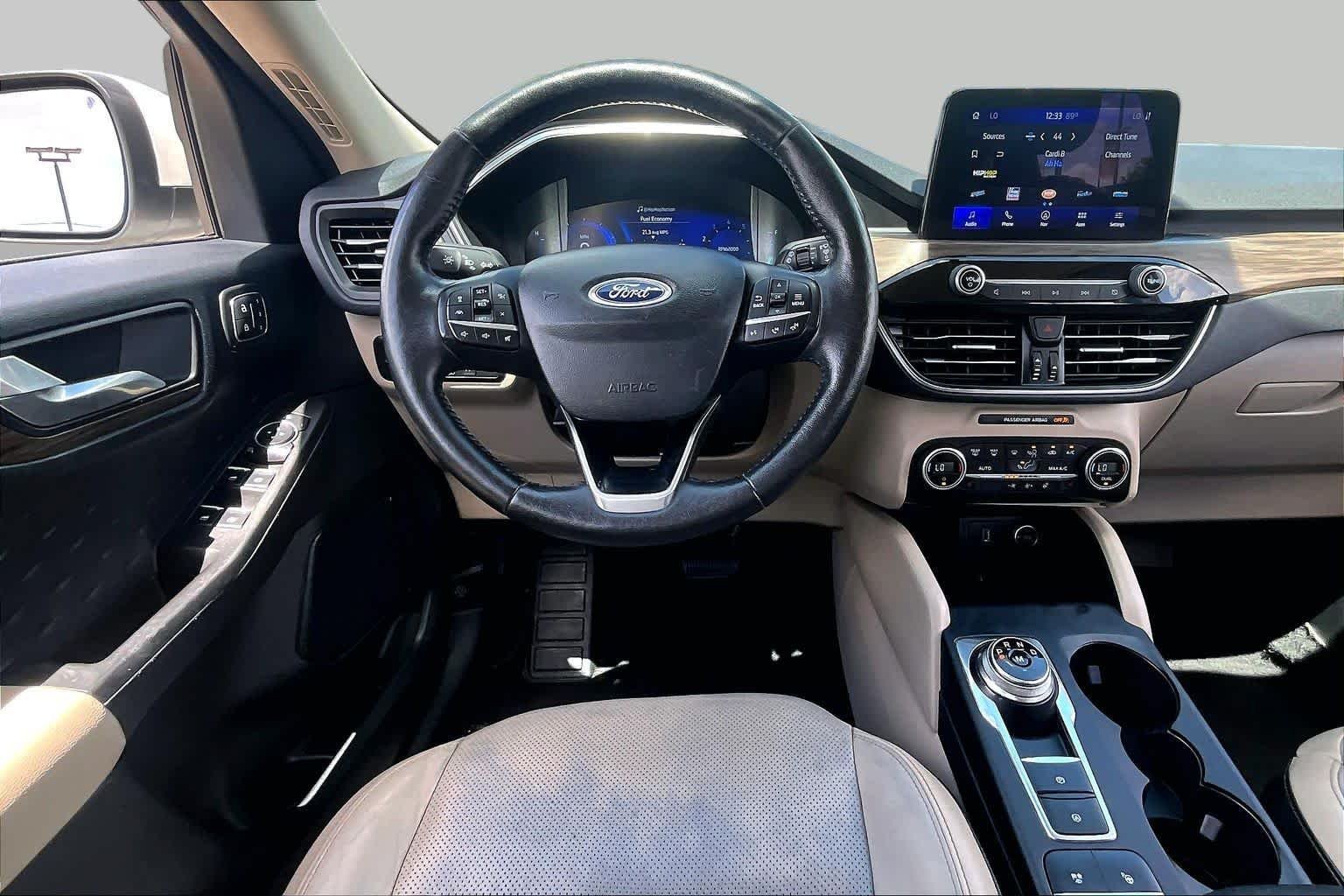 Used 2020 Star White Metallic Tri-Coat Ford Titanium image 6