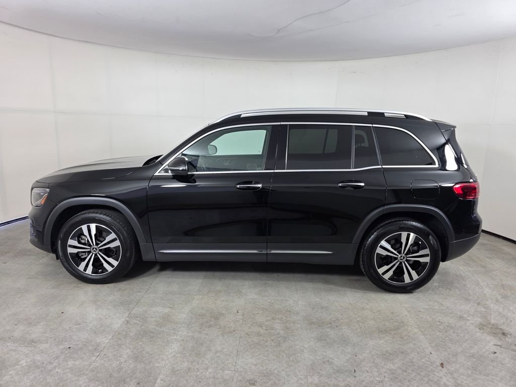 Certified Used 2025 Black Mercedes-Benz GLB 250 image 7