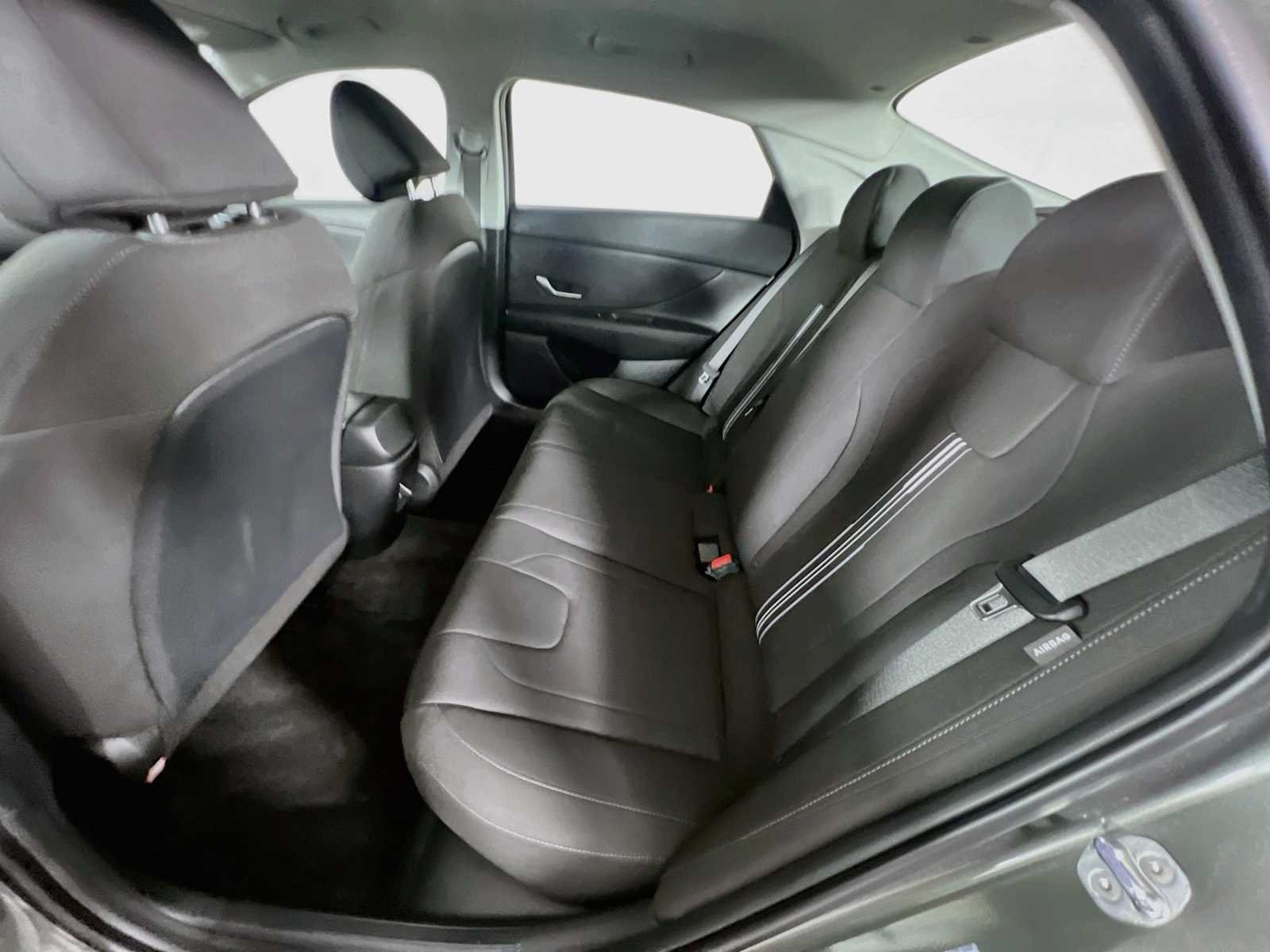 Used 2025 Amazon Gray Hyundai Blue image 24