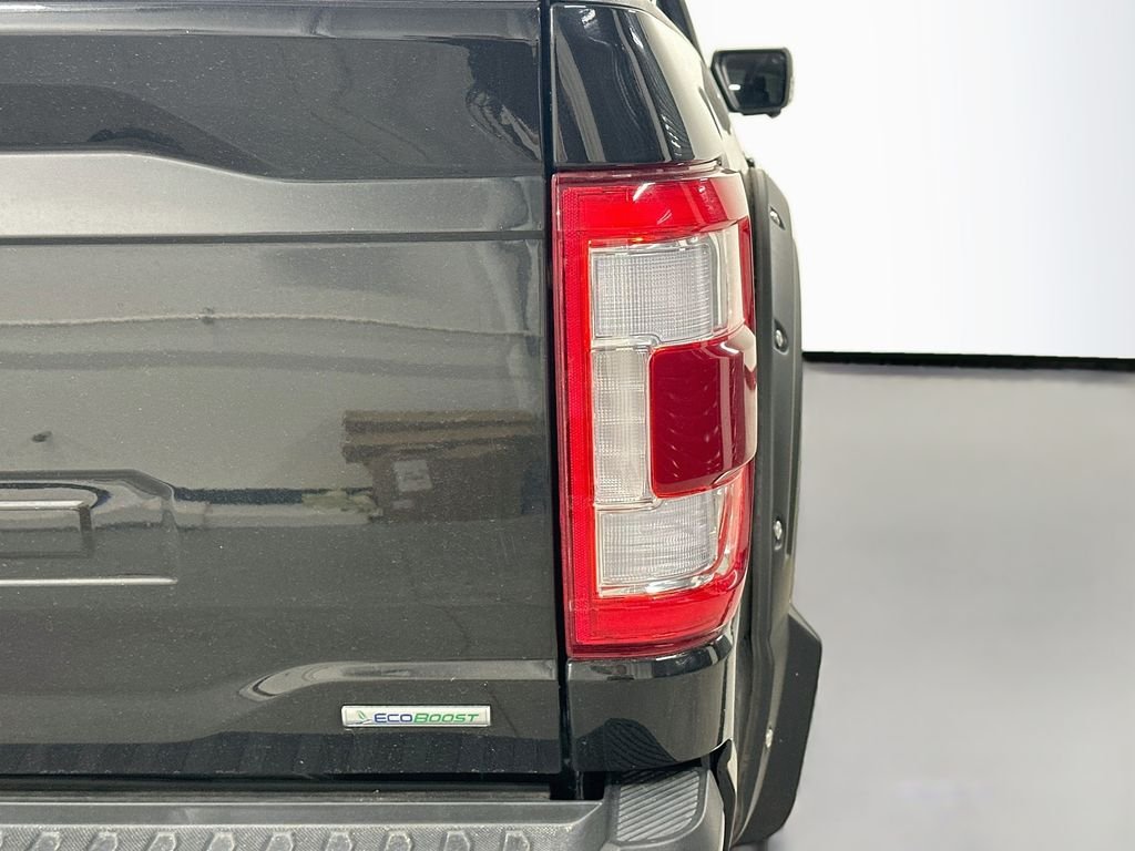 Used 2022 Black Ford Lariat image 32