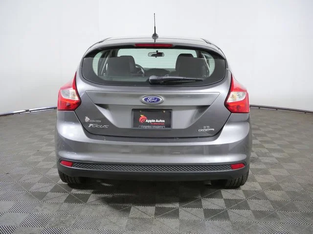 Used 2013  Ford SE image 8