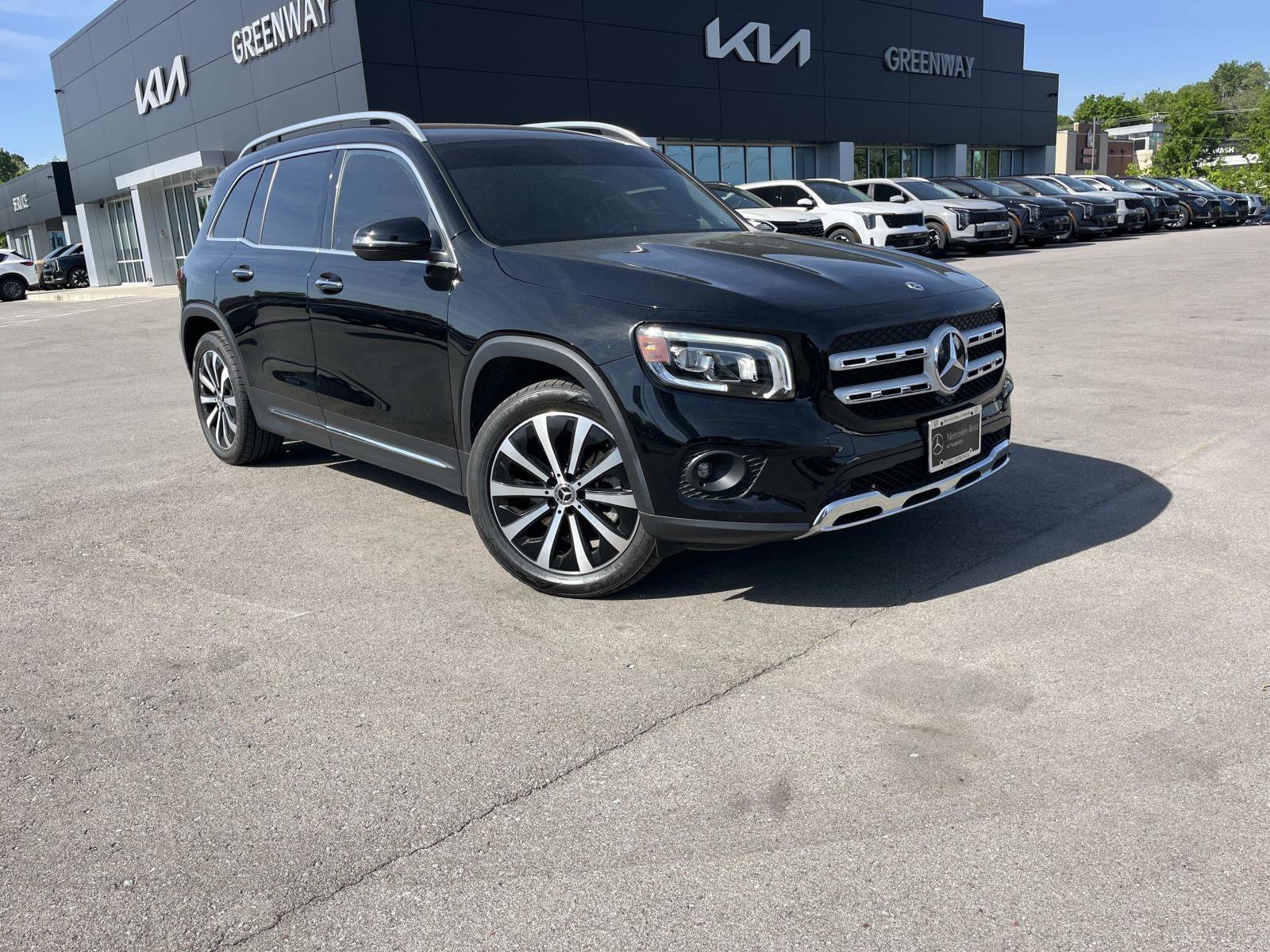 2023 Mercedes-Benz GLB GLB 250 4MATIC's photo
