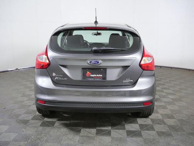 Used 2013  Ford SE image 8