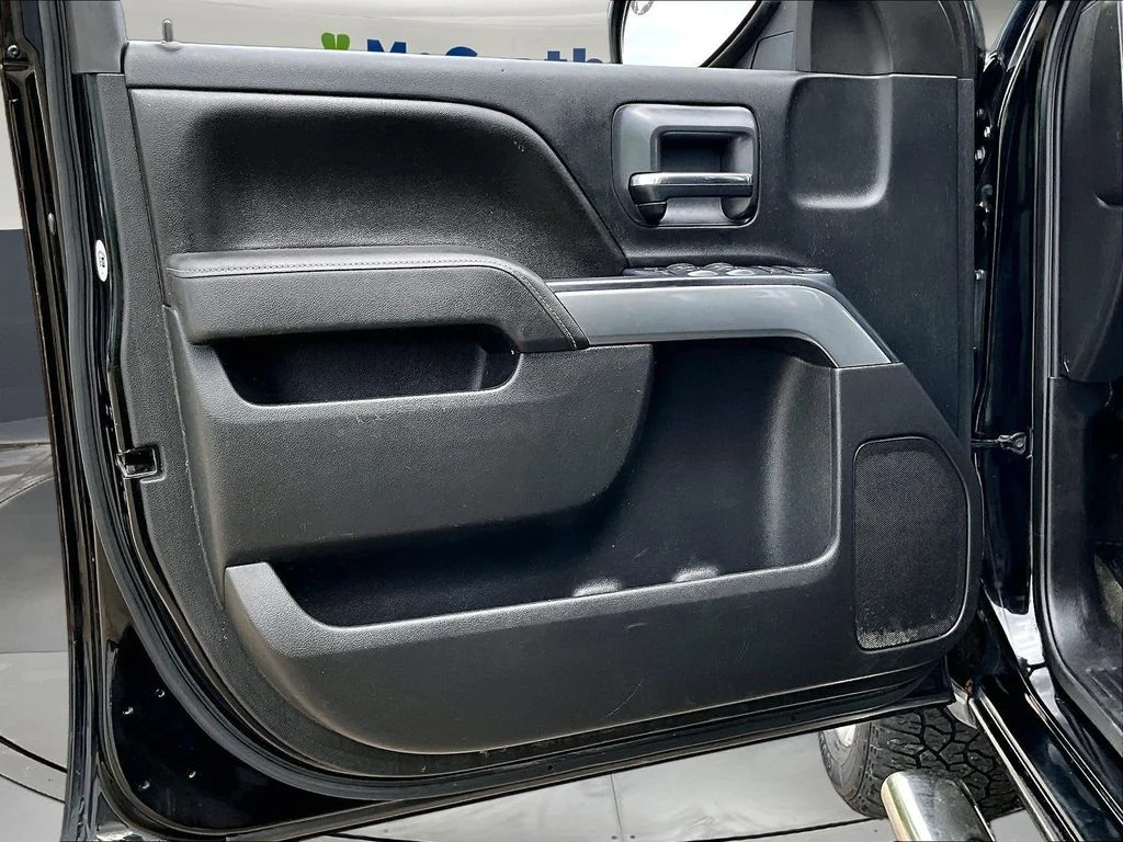 Used 2015 Black Chevrolet LT image 22