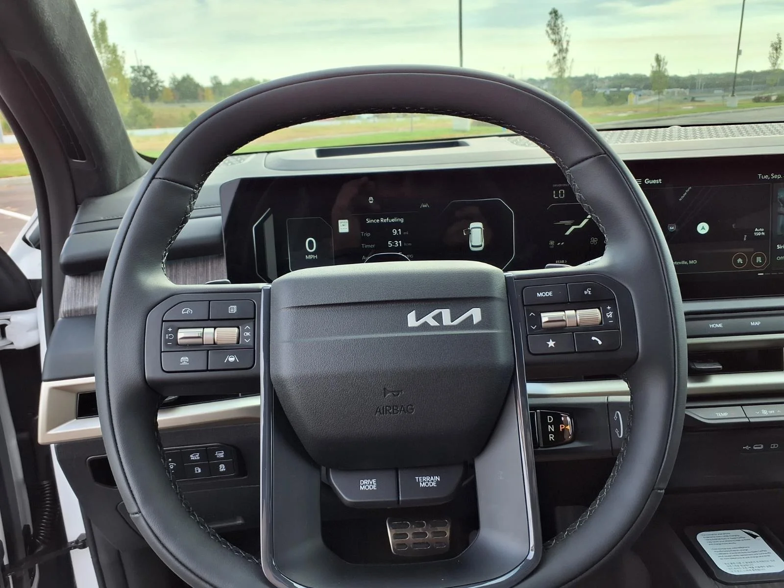 New 2027 Glacial White Pearl Kia SX-PRESTIGE image 18