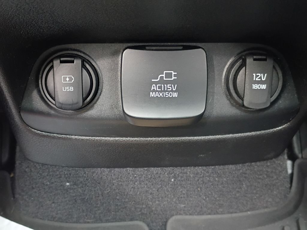 Used 2019 Snow White Pearl Kia SX Limited image 19