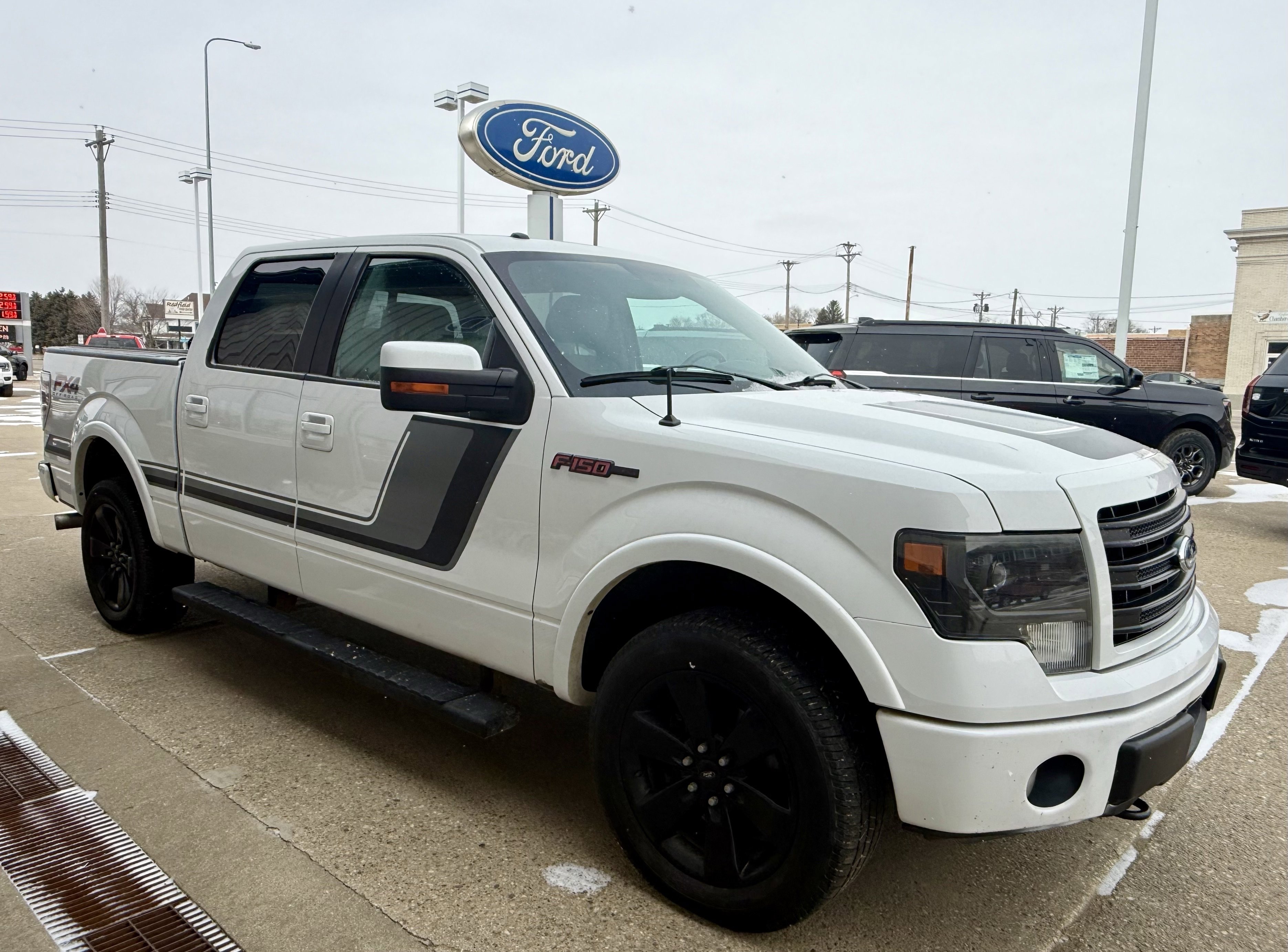 Used 2014 White Ford FX4 image 8