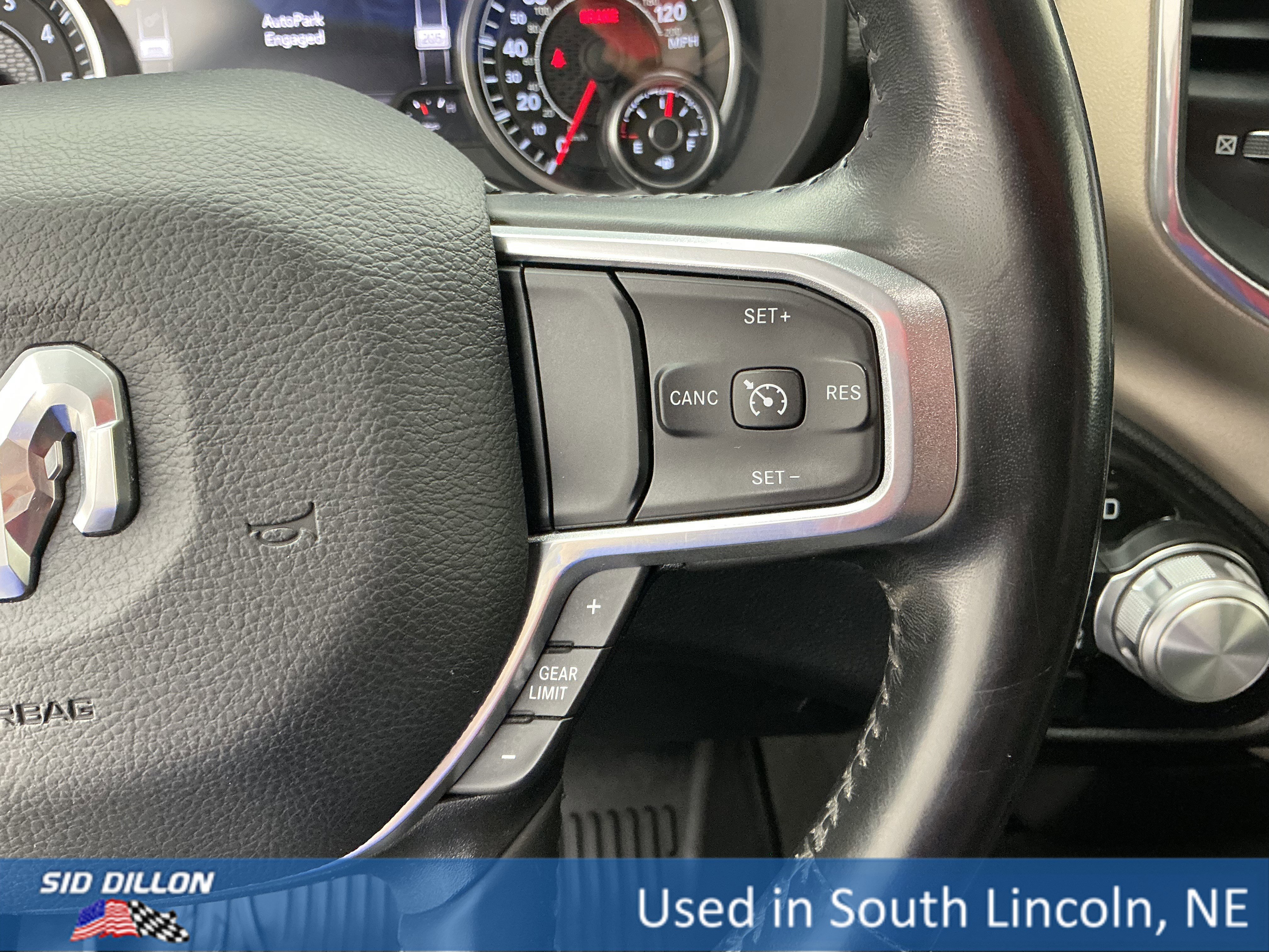 Used 2022 Billet Silver Metallic Clearcoat Ram Laramie image 10