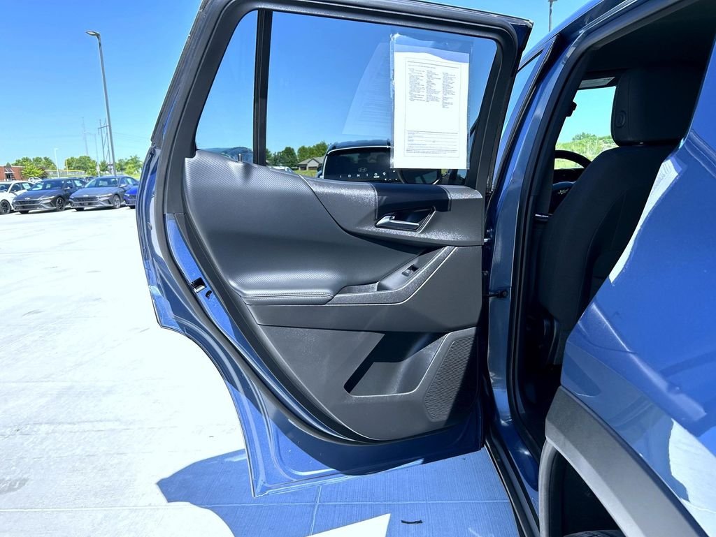 Used 2025 Blue Chevrolet LT image 21