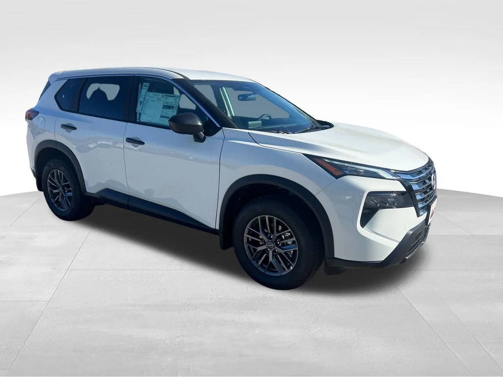 Used 2026 White Nissan S image 9