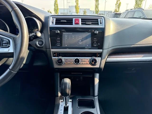 Used 2017 Crystal White Pearl Subaru Limited image 22