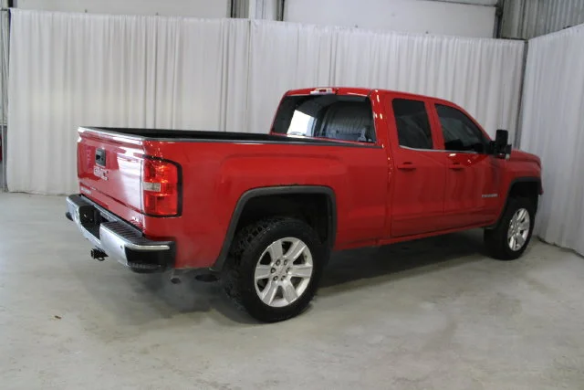 Used 2014 FIRE RED GMC SLE image 29