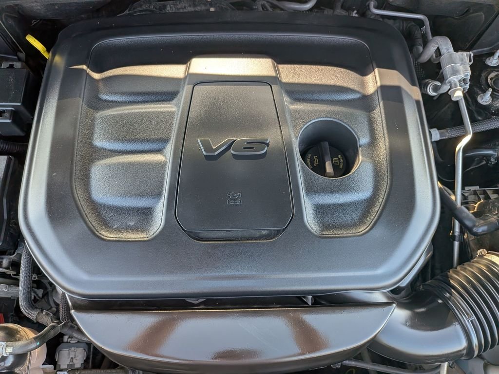 Used 2019 Black Jeep Limited image 12