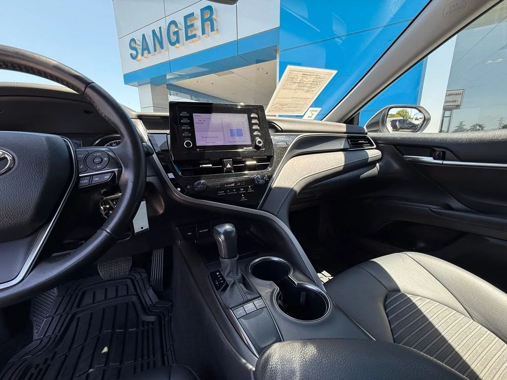 Used 2023 White Toyota SE image 22