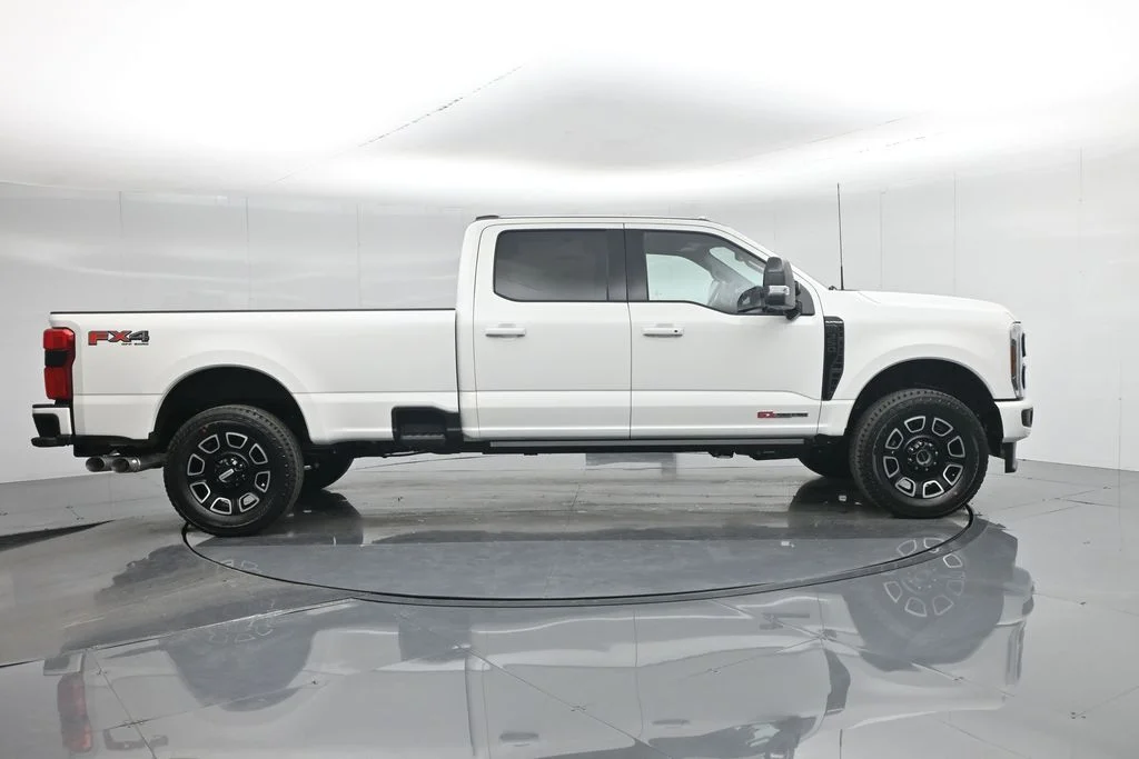 New 2026 Star White Metallic Tri-Coat Ford Platinum image 29