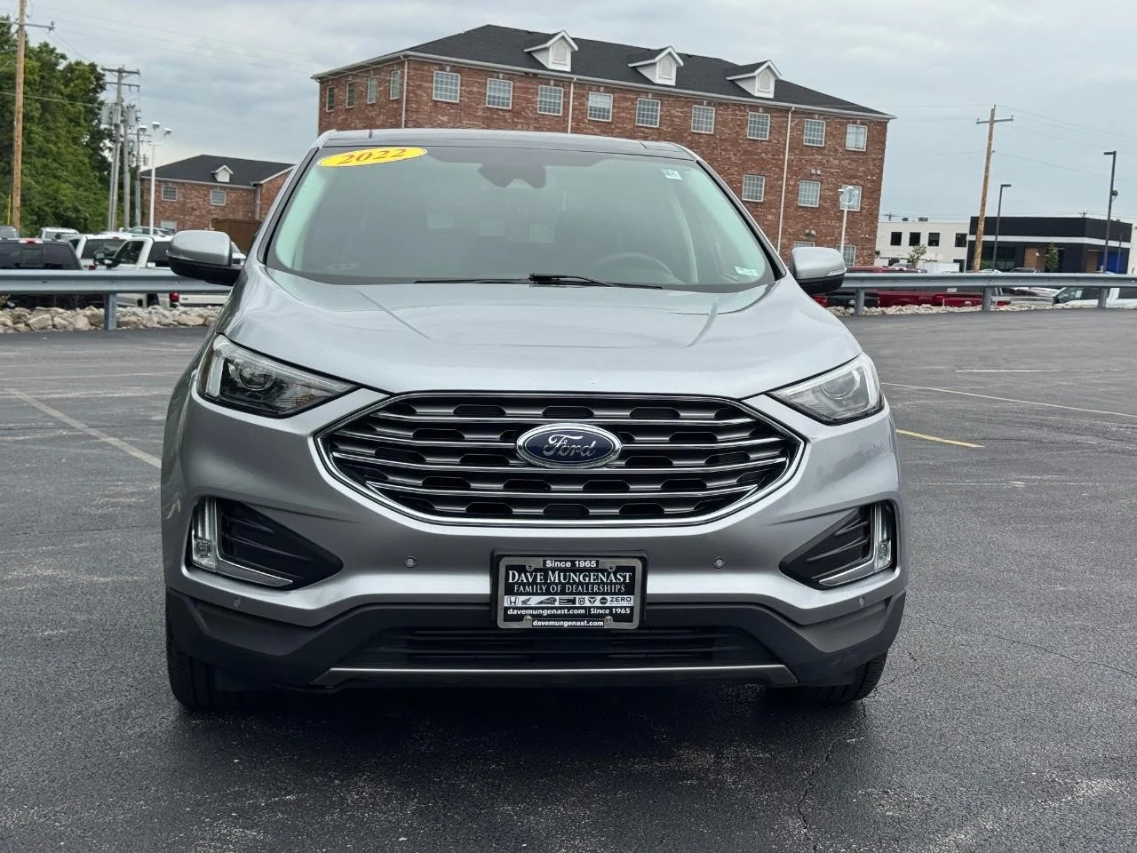 Used 2022 Iconic Silver Ford Titanium image 10