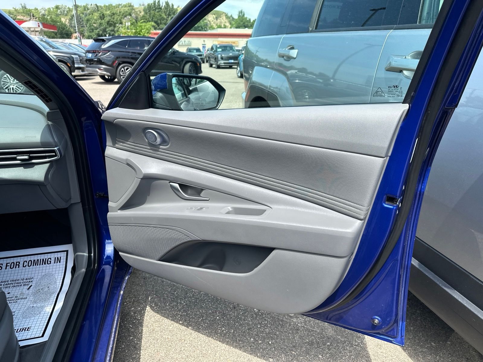 Used 2023 Blue Hyundai SEL image 31