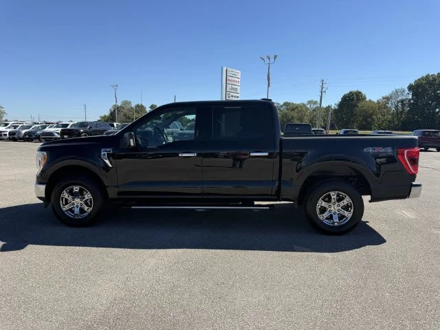 Used 2021 Black Ford XLT image 7