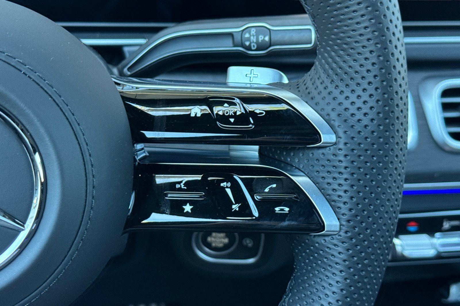 New 2026 Black Mercedes-Benz GLS 450 image 29