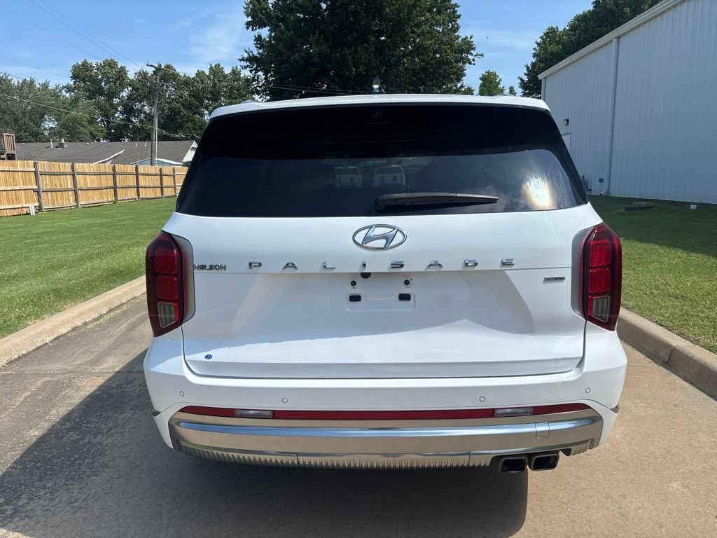Used 2024 White Hyundai Calligraphy image 6