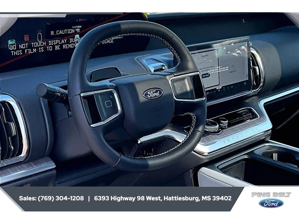 New 2026 Star White Metallic Tri-Coat Ford MAX Platinum® image 12