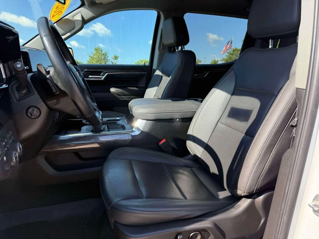 Used 2023 White Chevrolet LTZ image 15