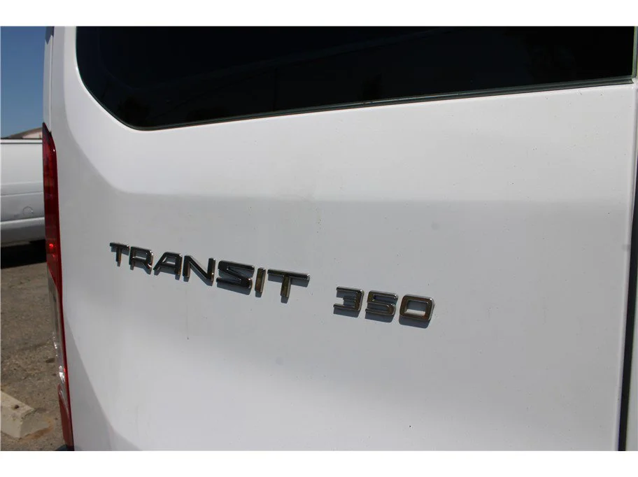 2015 Ford Transit XLT - Photo 12