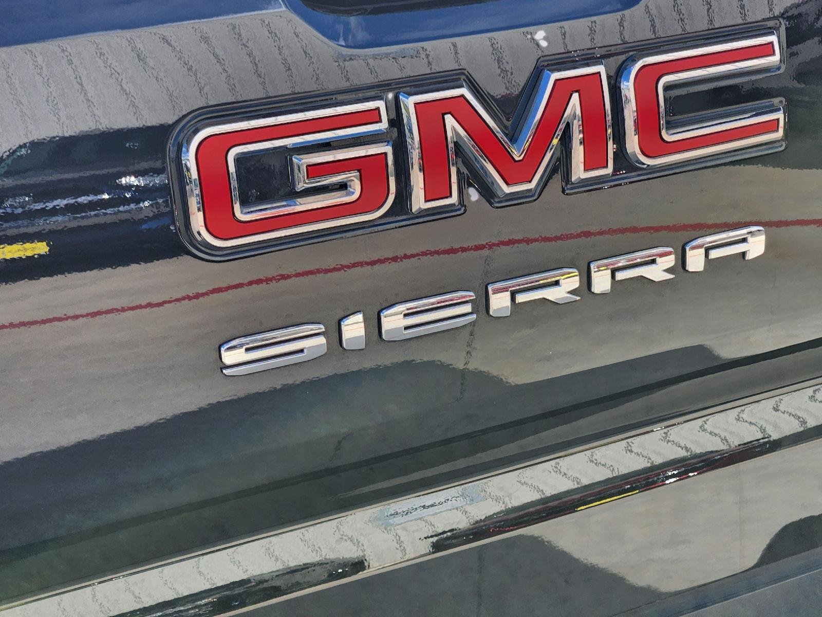 Used 2026 Onyx Black GMC Elevation image 12