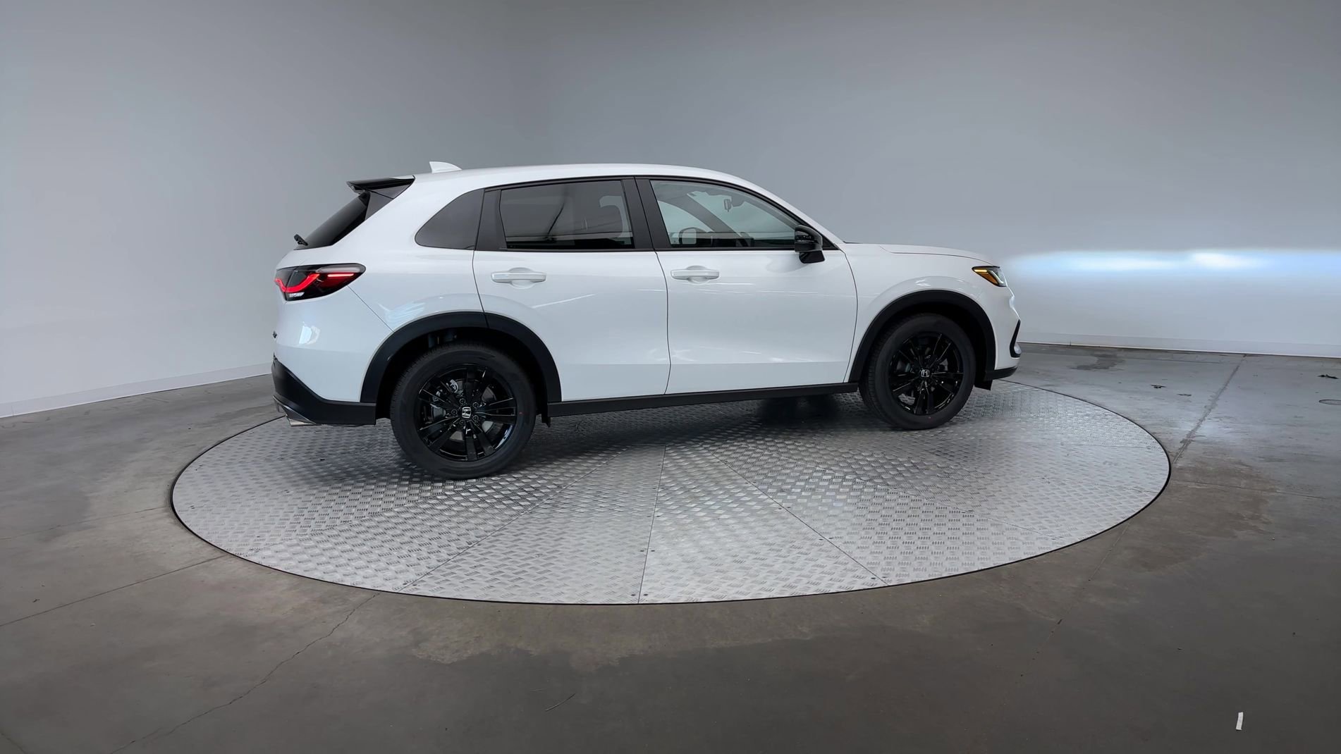 New 2027 Platinum White Pearl Honda Sport image 3