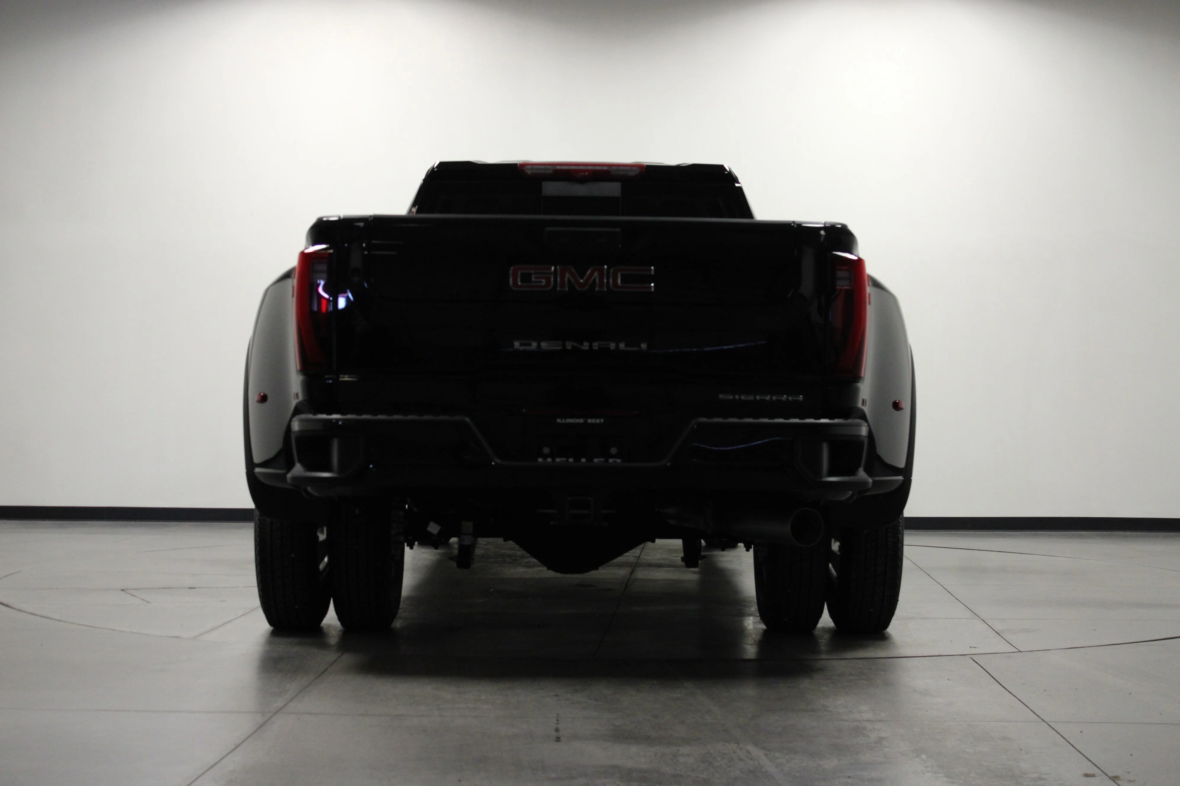New 2026 Onyx Black GMC Denali DRW image 5