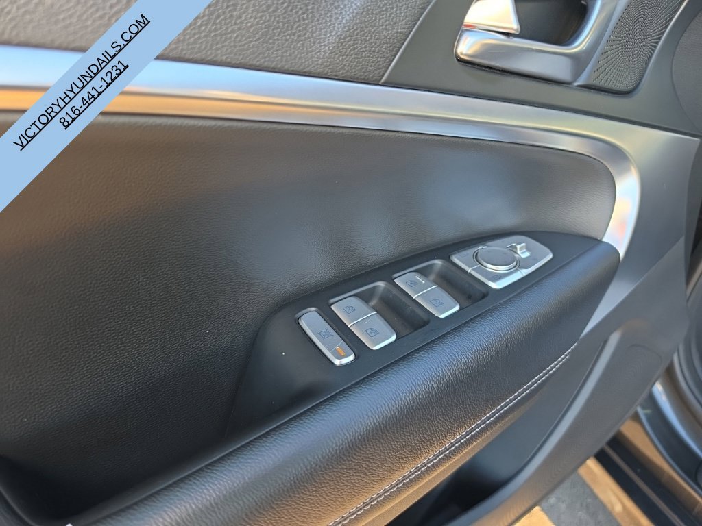 Used 2025 Gray Genesis 2.5T image 14