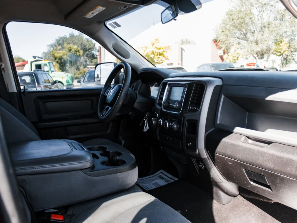 Used 2018 Brilliant Black Crystal Pearlcoat Ram Express image 26