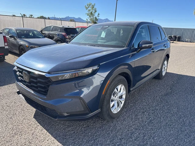 2025 Honda CR-V LX 2WD's photo