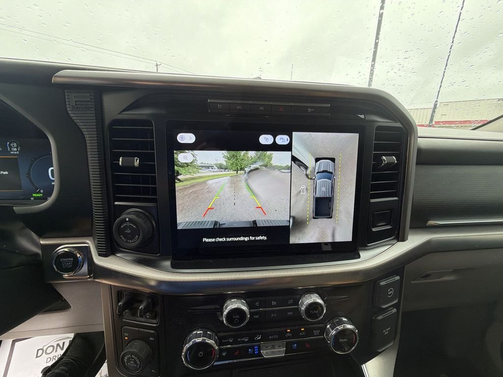 Used 2024 White Ford Platinum image 17