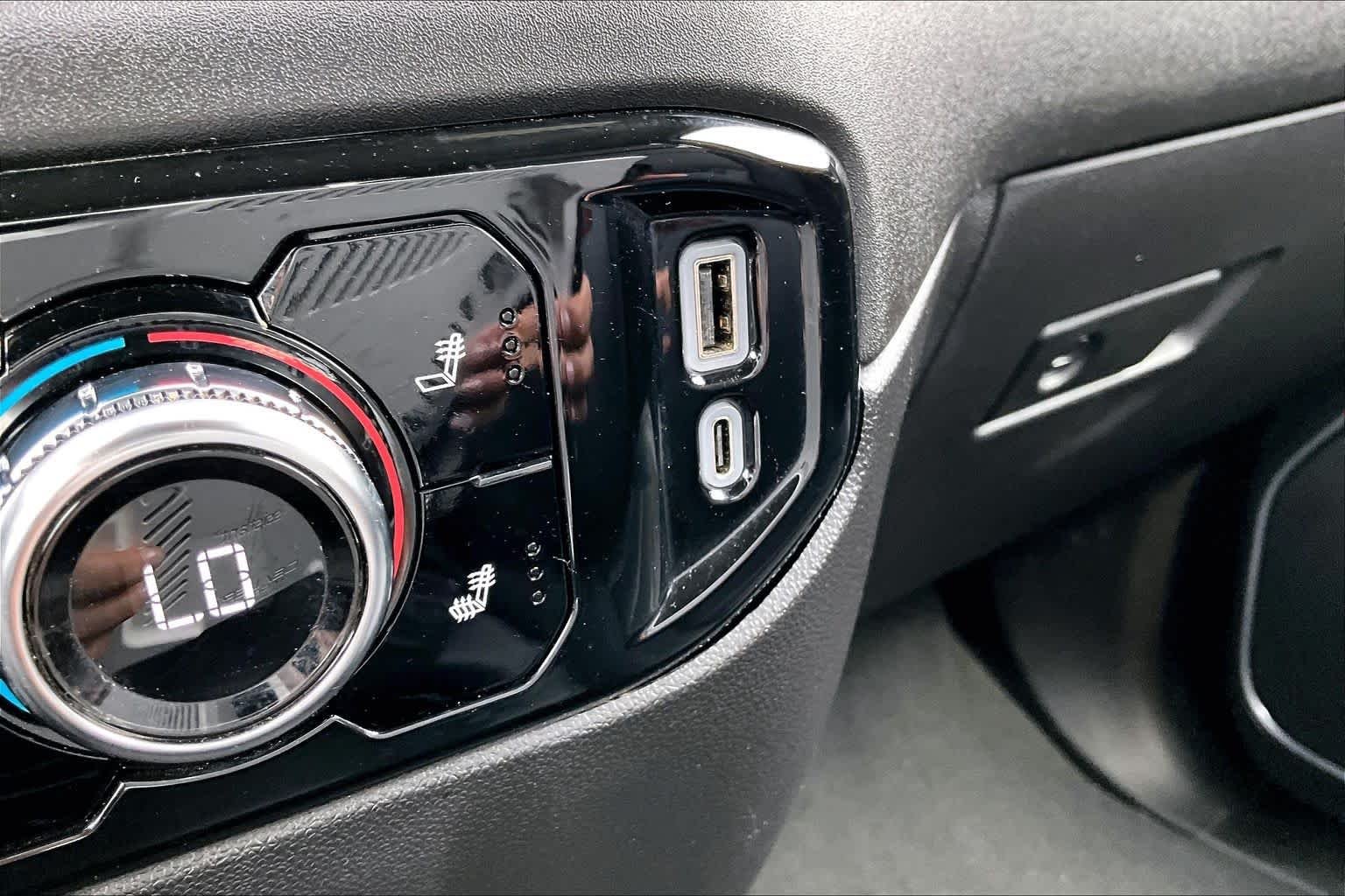 Used 2026 Sterling Metallic GMC SLT image 35