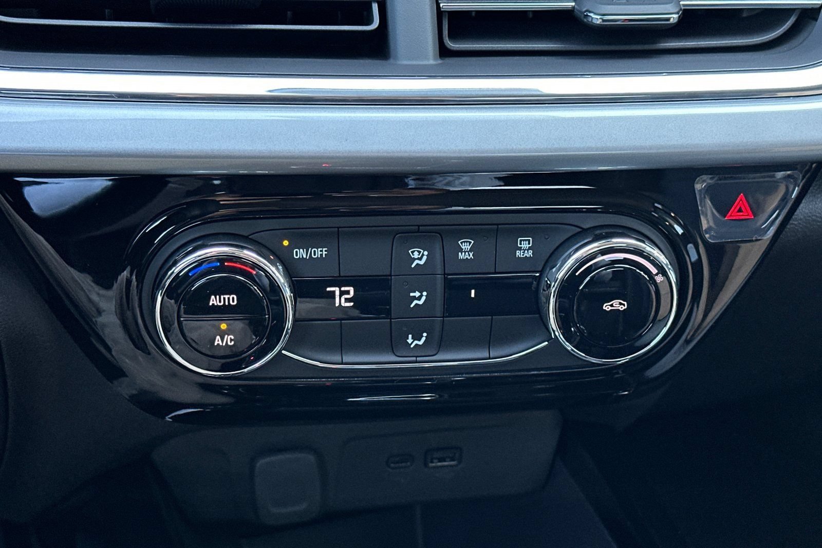 2026 Chevrolet Trax LT - Photo 20