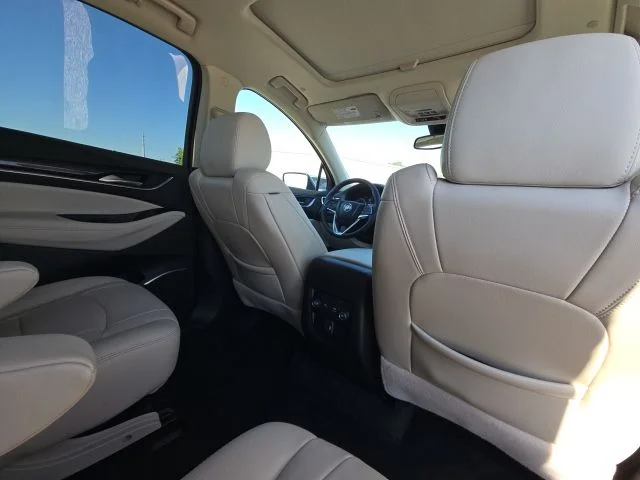 Used 2022 Black Buick Essence image 16