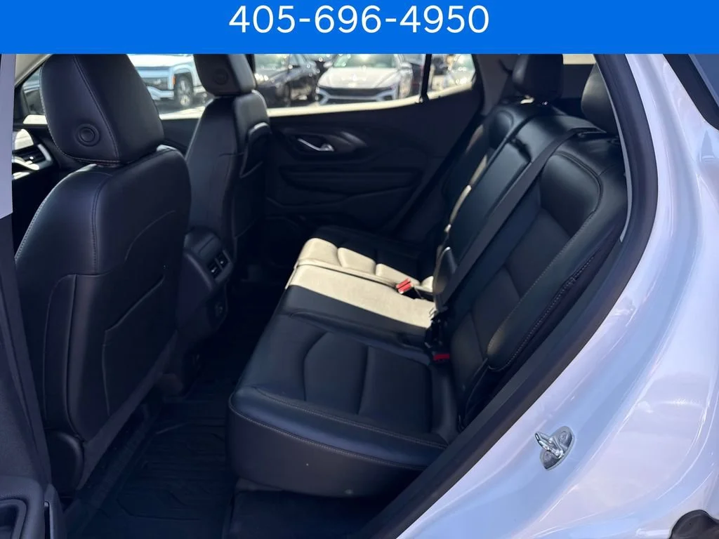 Pre-Owned 2021 GMC Terrain SLT