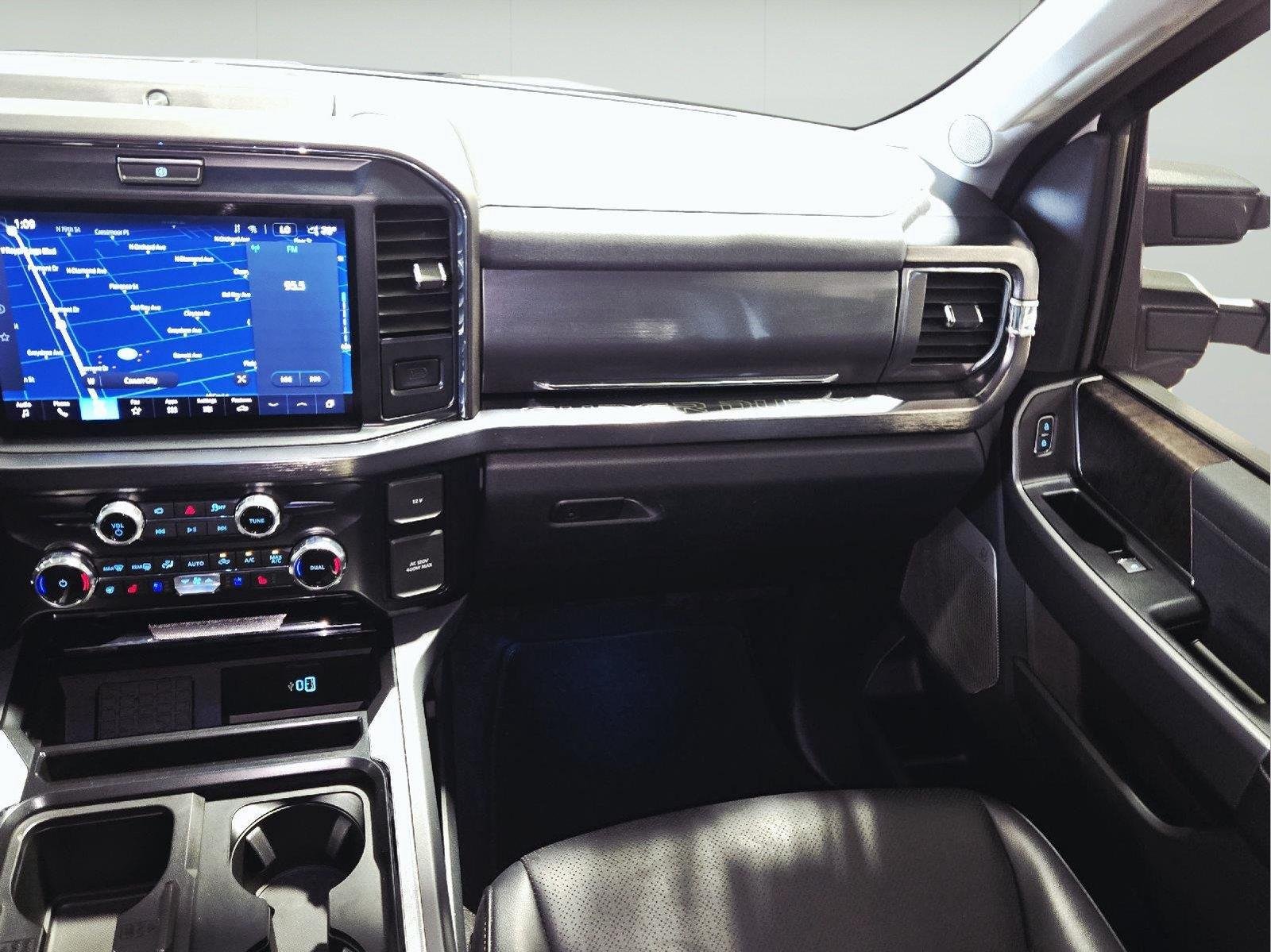 Used 2025 Oxford White Ford LARIAT image 56