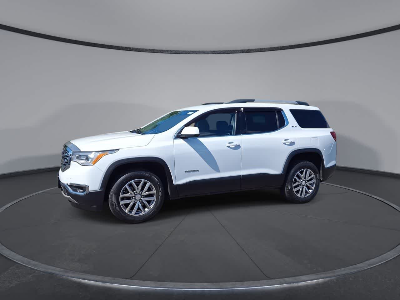 Certified Used 2018 Summit White GMC SLE image 4