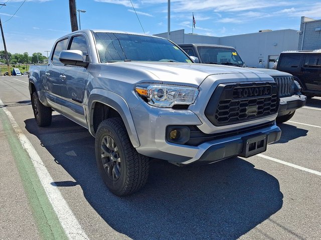 2021 Toyota Tacoma 2021 Toyota Tacoma SR5 4D Double Cab