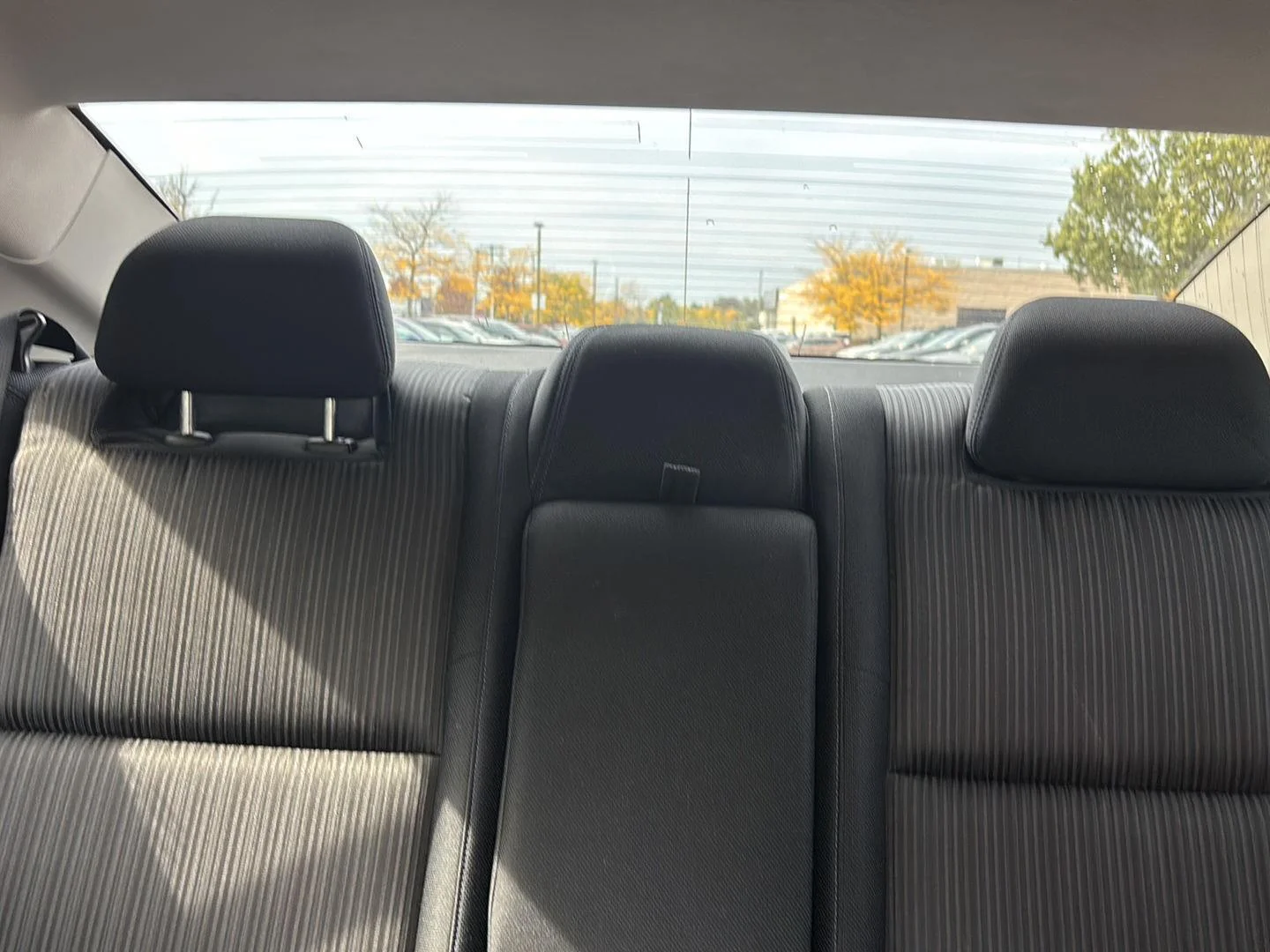 Used 2018 Pearl White Nissan S image 16