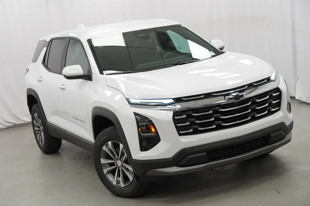 New 2026 Summit White Chevrolet LT image 35