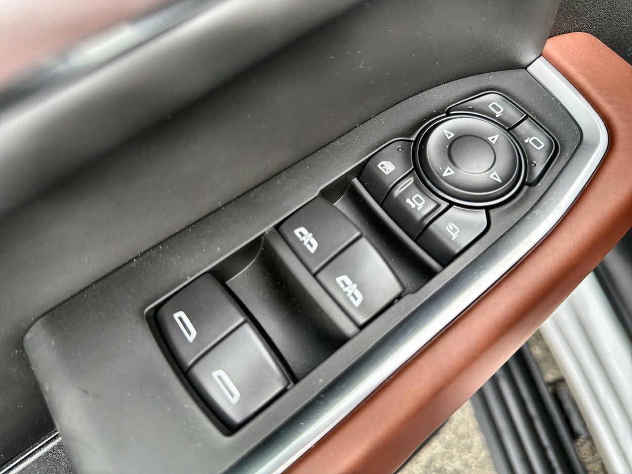 New 2026 Summit White GMC Denali Ultimate image 19
