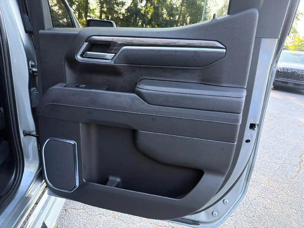 Used 2025 Gray Chevrolet LTZ image 16