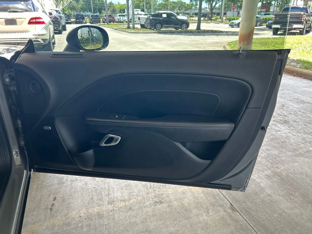 Used 2019 Gray Dodge SXT image 24